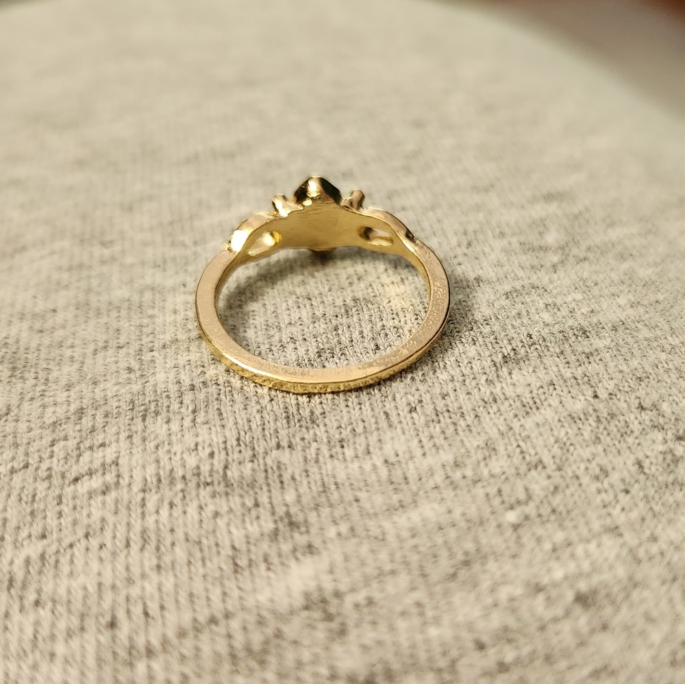 🔷️ Gold Plated Statement Ring with Blue Stone Size 4.5 - Picture 2 of 2